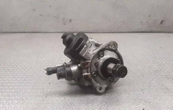 Hyundai Santa Fe Fuel injection high pressure pump 0445010511 331002F000
