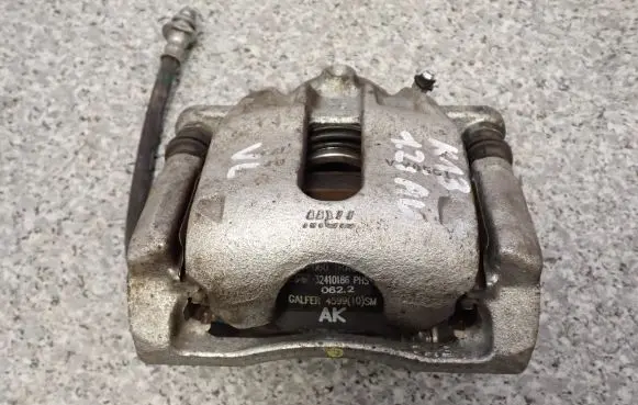 Nissan Micra Front brake caliper