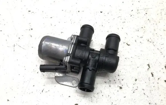 Audi Q4 e-tron Coolant heater control valve 5Q0906457C