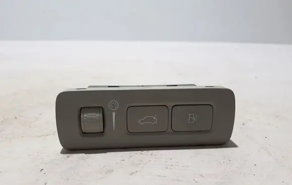 Tailgate opening switch