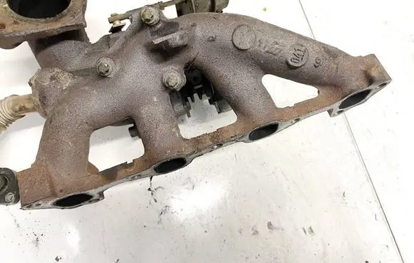 Opel Astra G Exhaust manifold 90467752