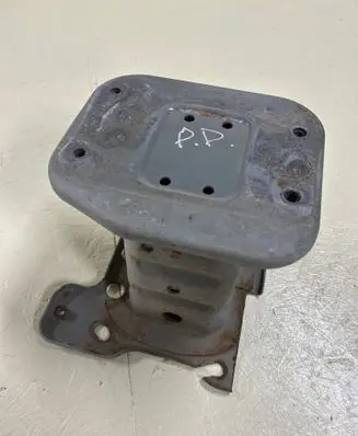 Chevrolet Captiva Front bumper shock/impact absorber 
