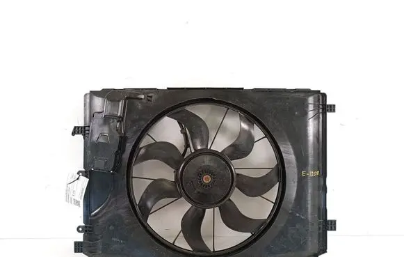 Mercedes-Benz B W246 W242 Radiator cooling fan shroud A2465000093