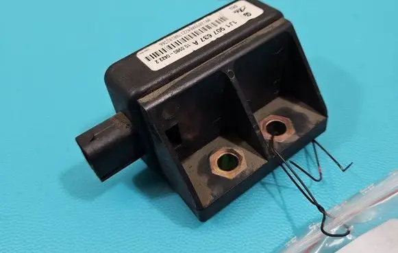 Volkswagen Golf IV ESP acceleration yaw rate sensor 1J1907637A IMPRK1484777