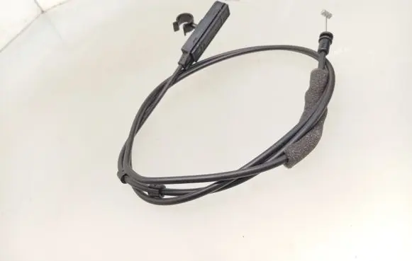 Renault Kadjar Rear seat cable / handle