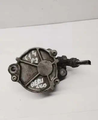 Citroen Berlingo Vacuum pump D1562C1