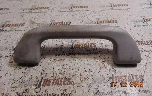 Honda CR-V Rear interior roof grab handle