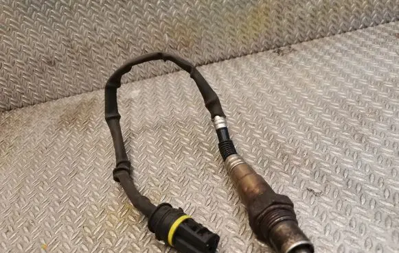 Mercedes-Benz A W168 Lambda probe sensor 0015403817