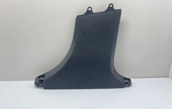 (B) pillar trim (bottom)