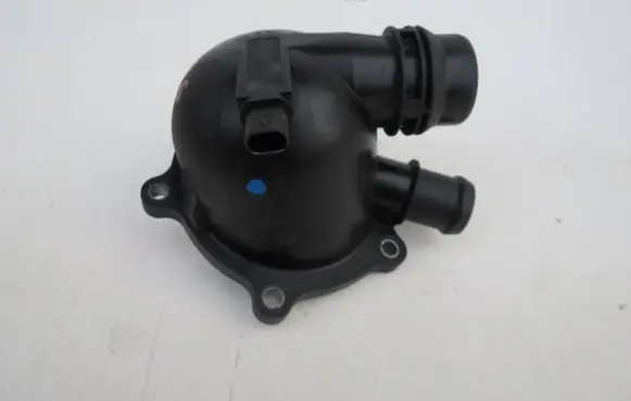 Audi A7 S7 4G Thermostat housing 079121115
