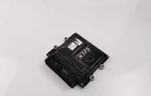 Volvo S90, V90 Engine control unit/module 32242005