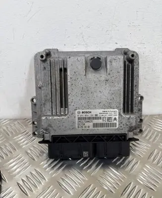 Opel Grandland X Engine control unit/module 9806460480 9825318180 0281034189