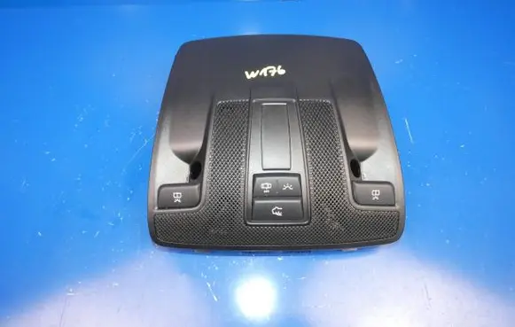 Mercedes-Benz A W176 Front seat light A0009003708 152311290332