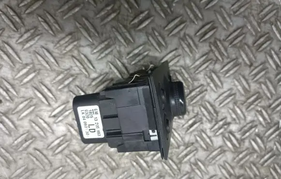 Opel Zafira B Light switch