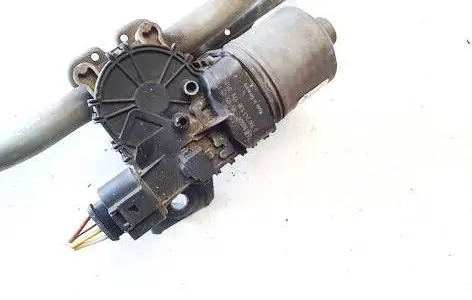 Opel Astra H Wiper motor 0390241538