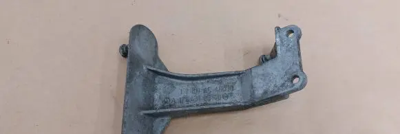 Mercedes-Benz SLK R171 ABS pump bracket A1714310040