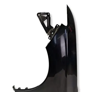 Mitsubishi Outlander Fender B2532