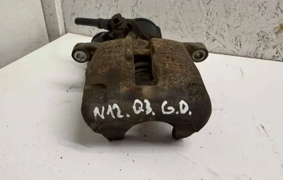 Audi Q3 8U Rear brake caliper
