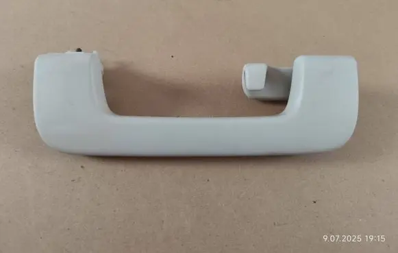 Audi A6 S6 C6 4F Rear interior roof grab handle 8P0857608F 8P057607