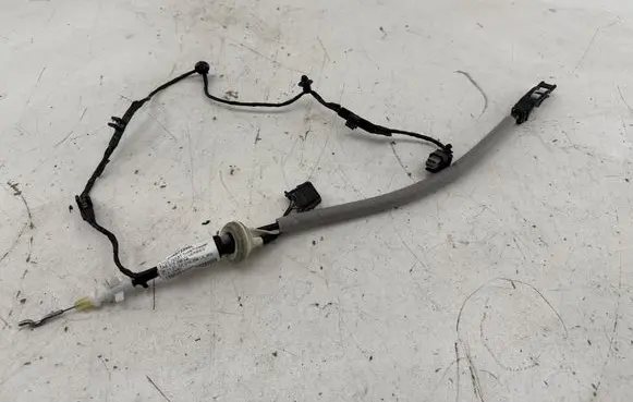 Volkswagen Golf VIII Front door cable line 5H4972295L