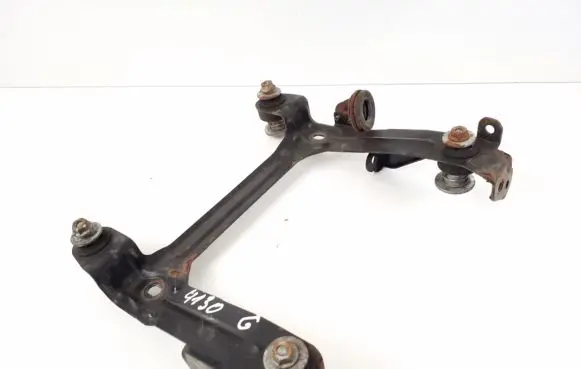 Porsche Panamera (970) Pneumatic air compressor holding bracket 