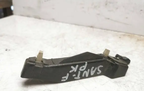 Hyundai Santa Fe Front bumper mounting bracket 865152B000