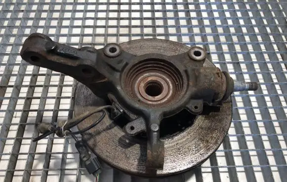 Opel Movano B Front wheel hub spindle knuckle 