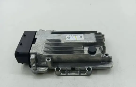 Mazda CX-7 Reducing agents exhaust control unit 0281020137 R2AX18701F
