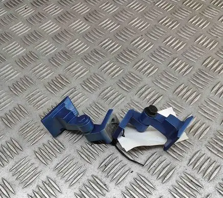 BMW X1 F48 F49 Front door hinges set 7246068 7246066