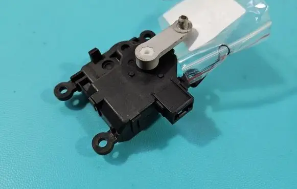 Mazda CX-3 A/C air flow flap actuator/motor IMPRK1605841
