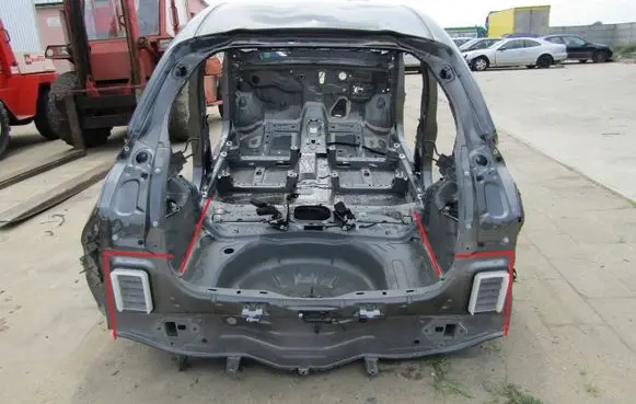 Mazda 2 Trunk bottom trim panel 