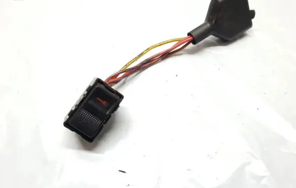 Audi A4 S4 B5 8D Central locking switch button 8D0962107