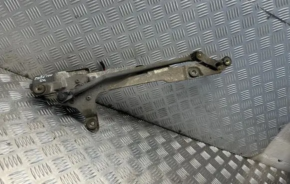 Volkswagen Phaeton Front wiper linkage and motor 3397020694 3D1955024C 8P1955024C