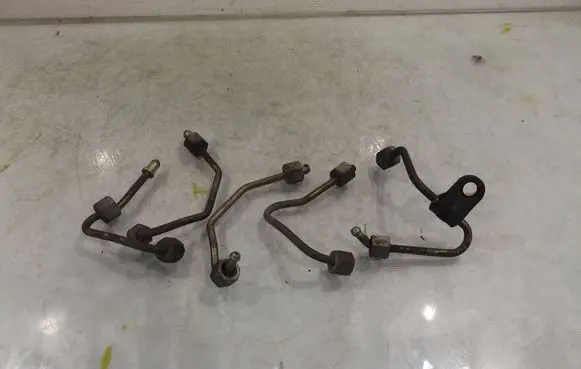 Fuel main line pipe