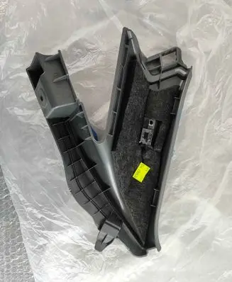 Audi A3 8Y (C) pillar trim 8Y5867287DK1