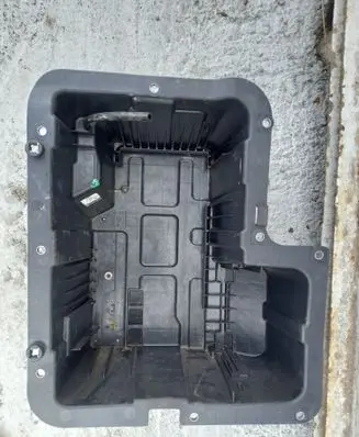 Volkswagen Crafter Battery box tray 7C0801283 AUS7V10