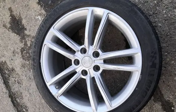 Tesla Model S R19 alloy rim 600721400D