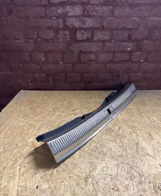Audi A4 S4 B9 Trunk/boot sill cover protection 8W9864513 A047944