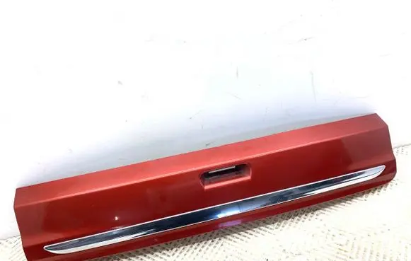 Honda CR-V Trunk door license plate light bar 