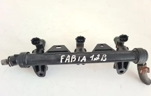 Skoda Fabia Mk1 (6Y) Fuel injectors set 03E1333320A 03E133319E