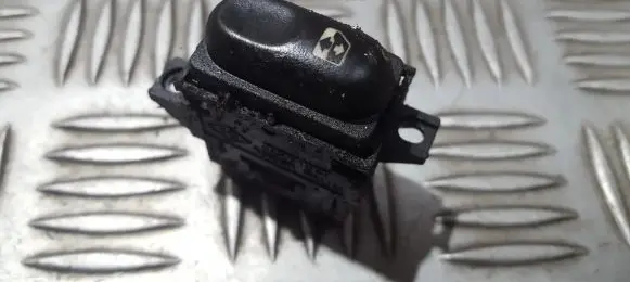 Renault Laguna I Electric window control switch
