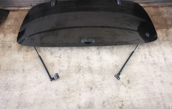Hyundai Santa Fe Opening tailgate glass 
