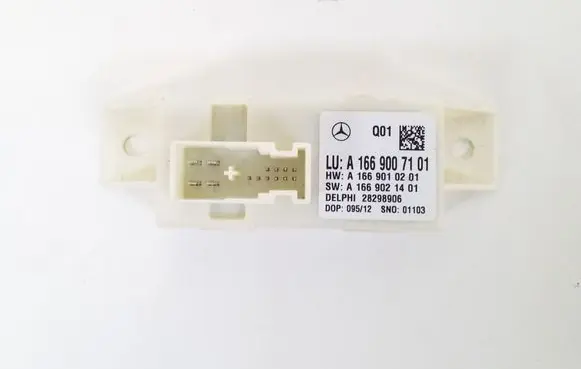 Mercedes-Benz C W204 Light module LCM A1669007101 A1669010201 A1669021401