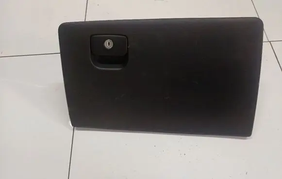 Hyundai Santa Fe Glove box 845112B000 84511-2B000