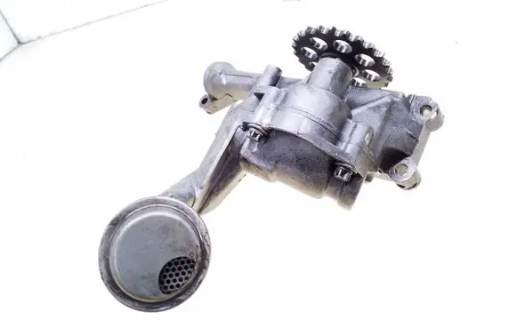 Mercedes-Benz A W168 Oil pump A1661810020