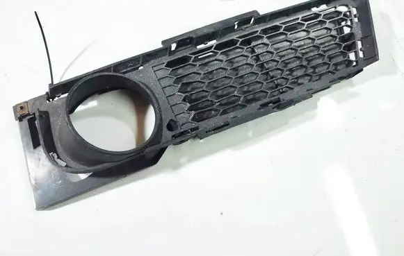 BMW 3 E90 E91 Front bumper lower grill 51118045967