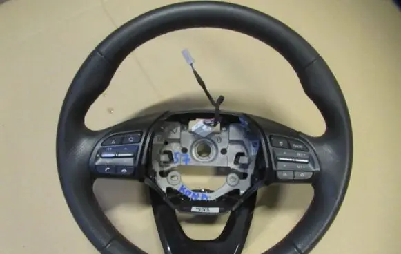 Hyundai Kona I Steering wheel