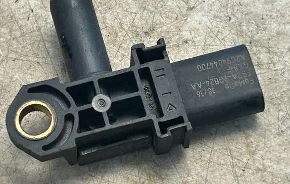 Ford S-MAX Exhaust gas pressure sensor FS7A9G824AA A2C94044700