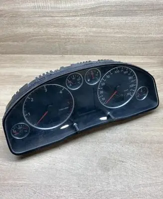 Speedometer (instrument cluster)
