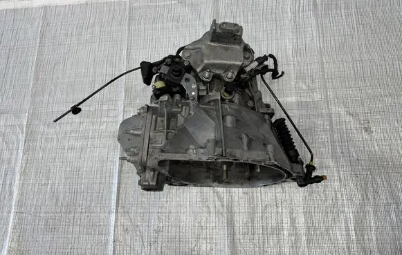 Citroen C5 Aircross Manual 5 speed gearbox 9805625610